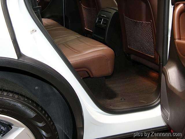 2014 Volkswagen Touareg LUX